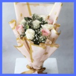10 White And Pink Roses bouquet