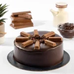 2.5 lbs kitkat Cake Delezia