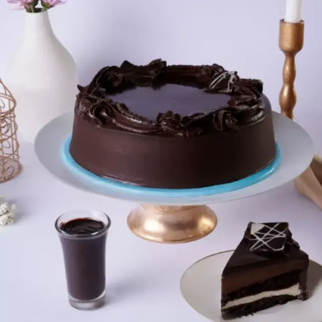 Death by Chocolate Cake (M) 3.5 lbs Death by Chocolate Cake by Pie In The Sky with Same-Day Cake Delivery in Karachi