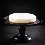 2.5 lbs Lemon Cheese Cake Delizia available for online delivery in Karachi